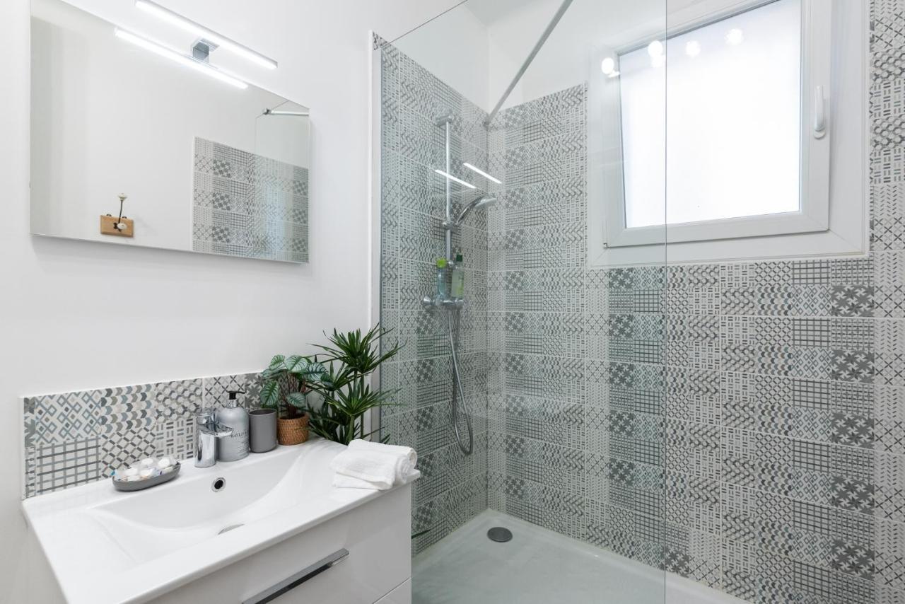 Studio Blue Confort , Proche Gare Part Dieu Villeurbanne Exterior foto